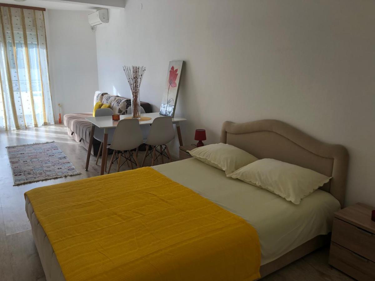 Apartments Casa Pineta 울친 외부 사진