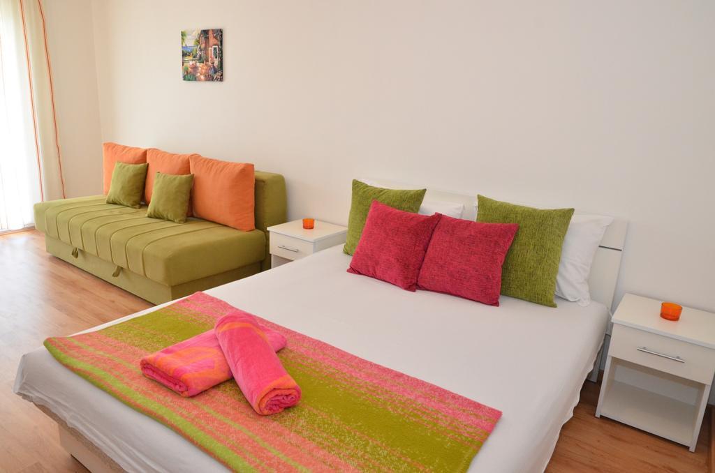 Apartments Casa Pineta 울친 객실 사진