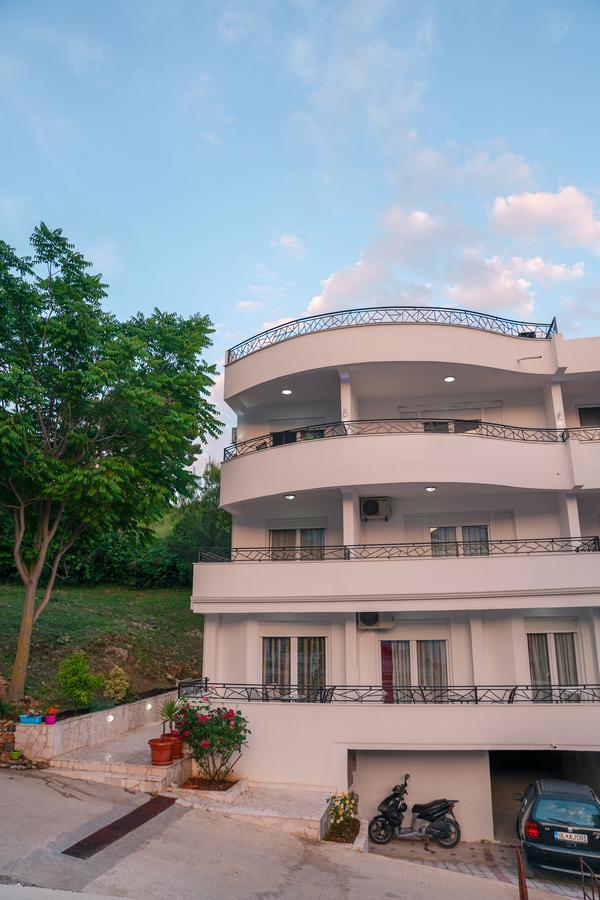 Apartments Casa Pineta 울친 외부 사진